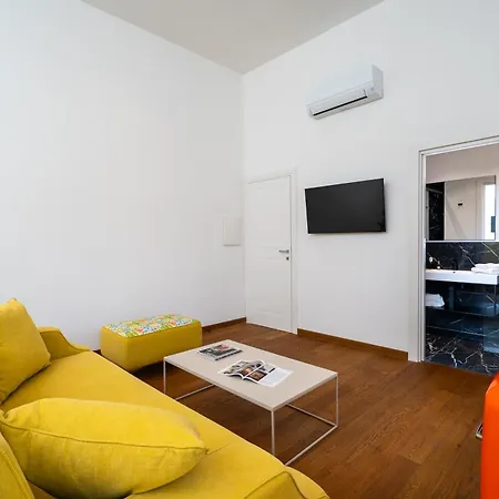 Yourhome - Casa Iovino Pensjonat 3*